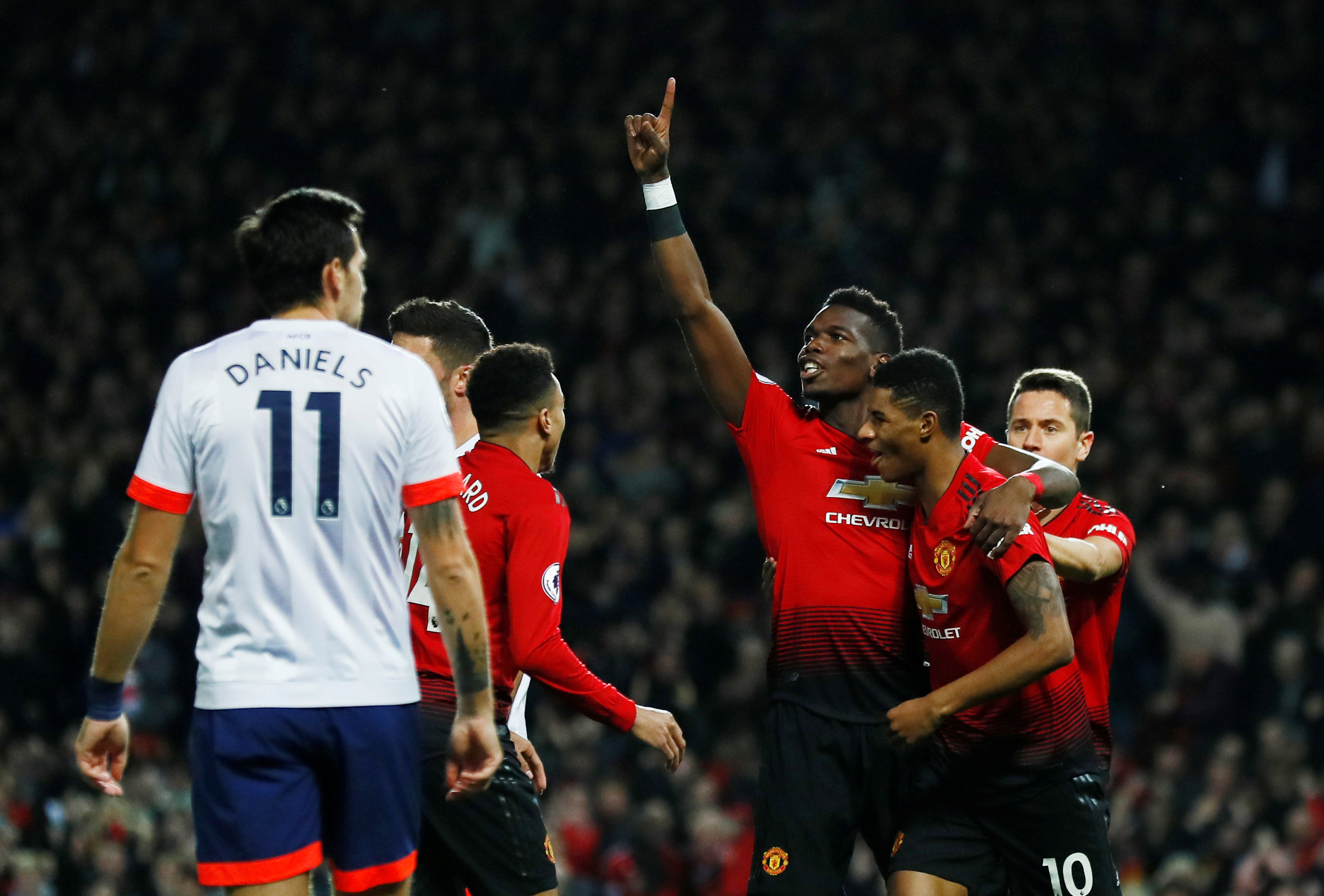 何成为球队 何成为球队